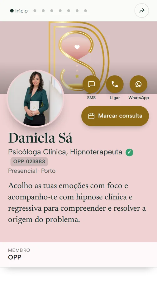 Página de Daniela Sá, psicóloga clínica no Porto, com a cédula OPP 023883 validada, no aspecto Clássico, vista no telemóvel
